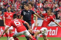 爱游戏下载-关于沙尔克告吹三连败，稳坐中游席位的信息