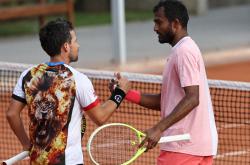 爱游戏APP-网球男子双打：克罗地亚选手包揽金银