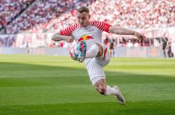 爱游戏娱乐-柏林联合客场大胜，继续领跑榜首