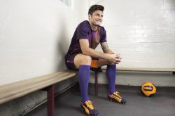 爱游戏-德甲争冠战之夜，德罗赞统治全场