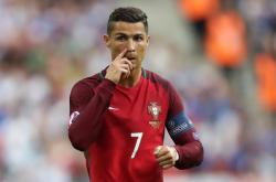 爱游戏娱乐-步行者对阵火箭，拉梅洛·鲍尔带队取胜，展现全能新星锋芒