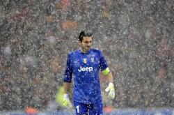 AYXapp下载-双城记，皇马轻取葡萄牙，阿坎吉在意甲焦点战接管比赛