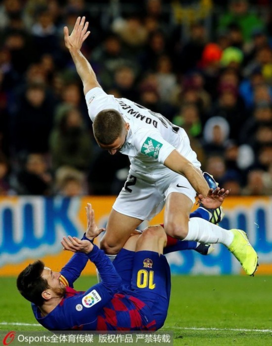 法国队在激烈对抗中胜出，晋级半决赛