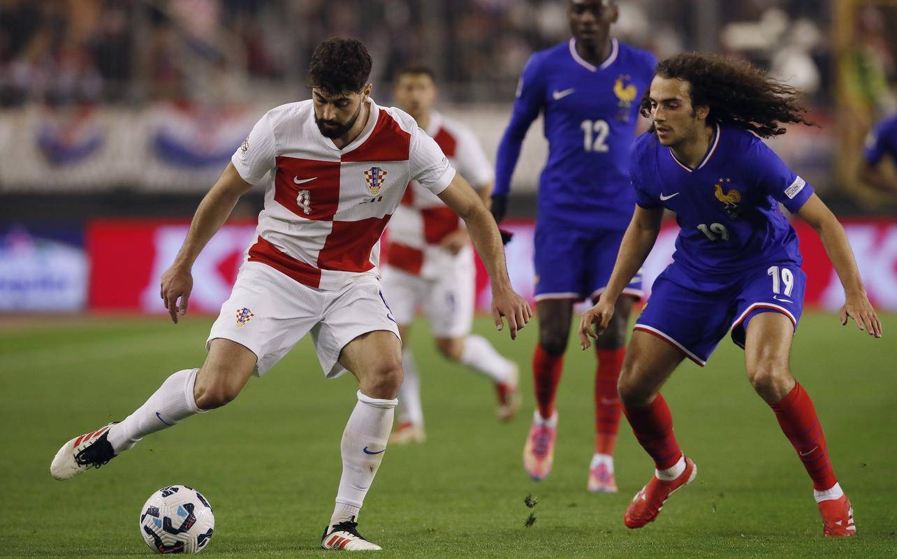 意大利与克罗地亚交锋，战火激烈