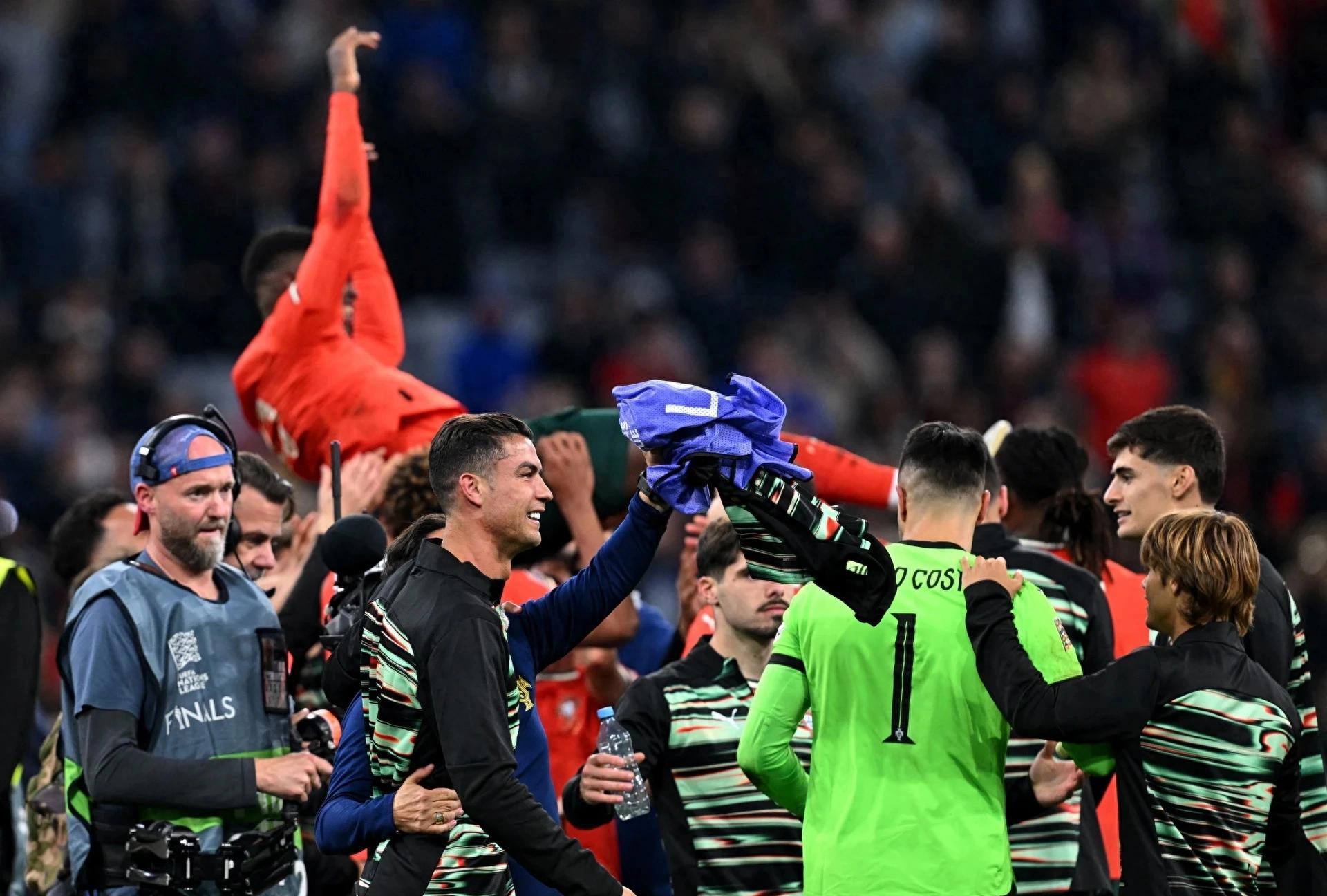 关于精彩盛宴：欧洲球队交锋盛况的信息