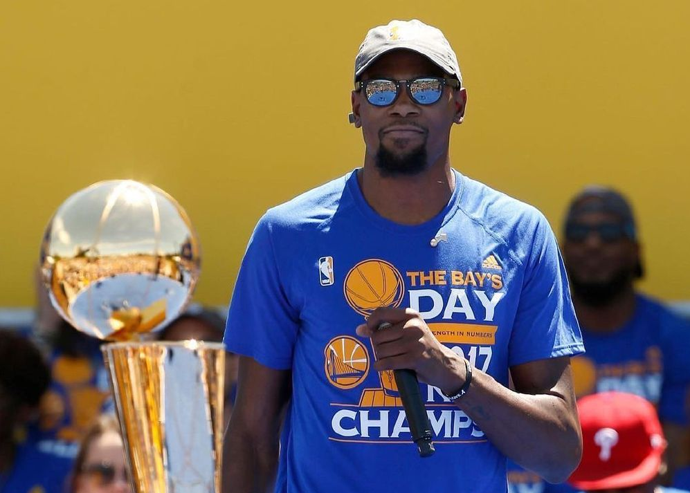 卡塔尔大胜芬兰，晋级前路艰难