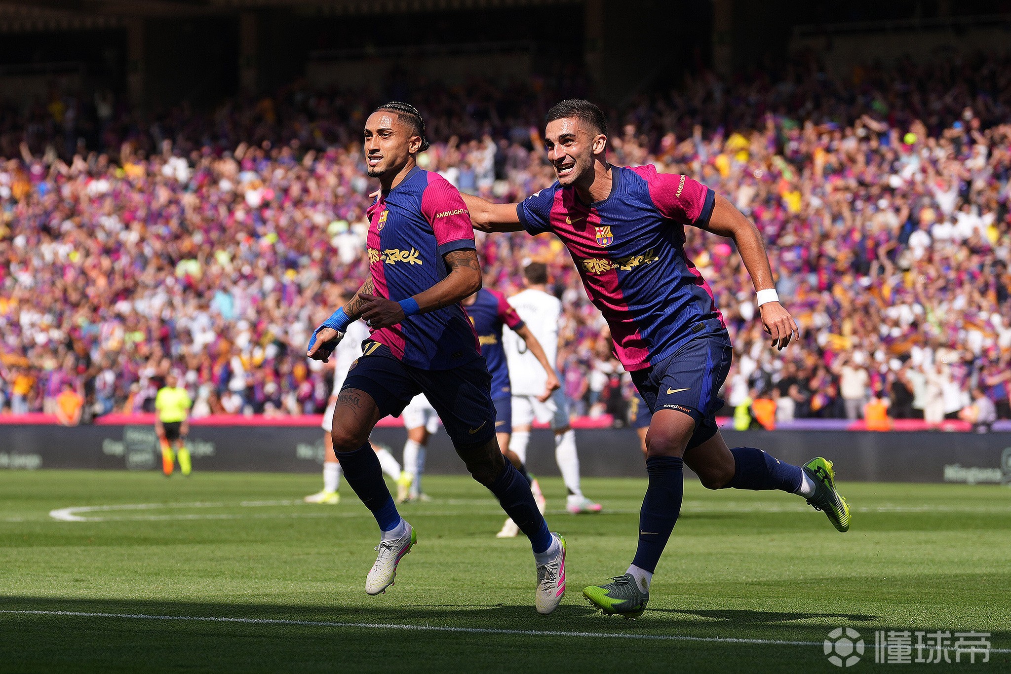 巴萨在主场取胜,球队士气大振 巴萨在主场取胜,球队士气大振