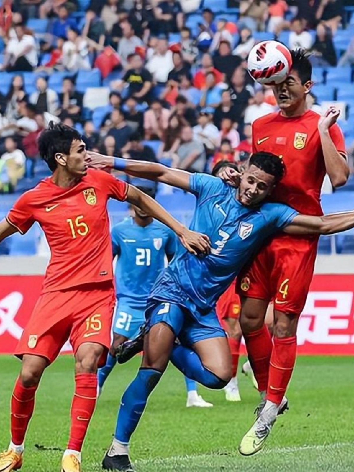 紧张激烈的对抗,荣誉将属于谁的简单介绍 紧张激烈的对抗,荣誉将属于谁的简单介绍