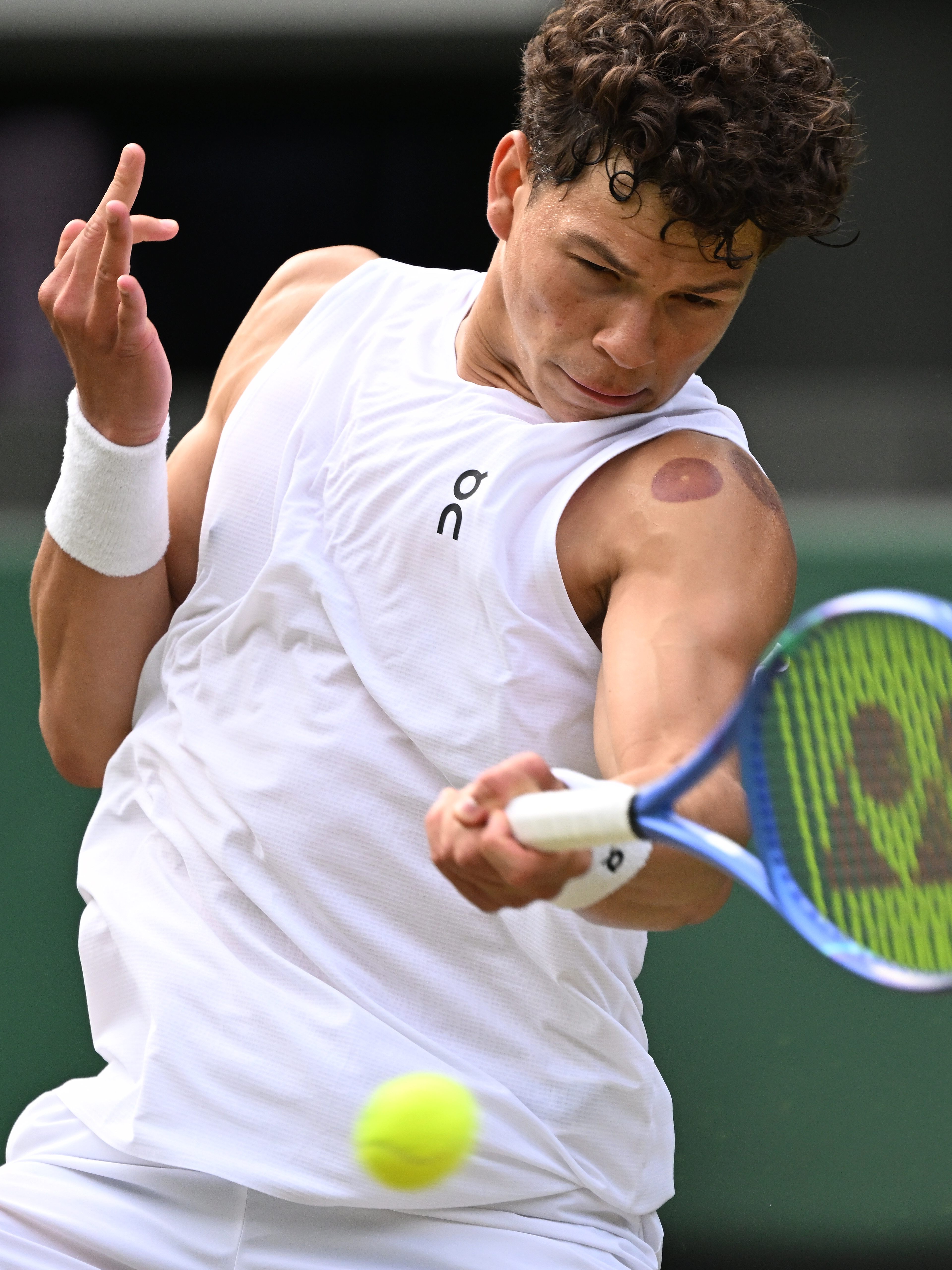 温网翻盘拉沃尔杯,辛纳点燃赛场的简单介绍 温网翻盘拉沃尔杯,辛纳点燃赛场的简单介绍