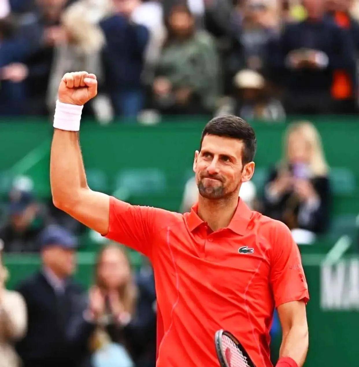 关于世界网球队翻盘西班牙网球队，德约科维奇制霸全场的信息