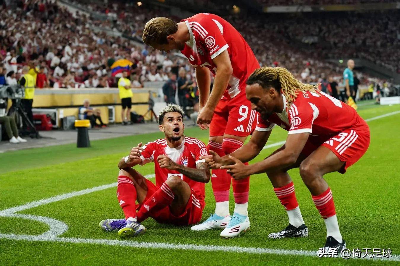 包含拜仁主场大胜成功晋级，强赛场见的词条