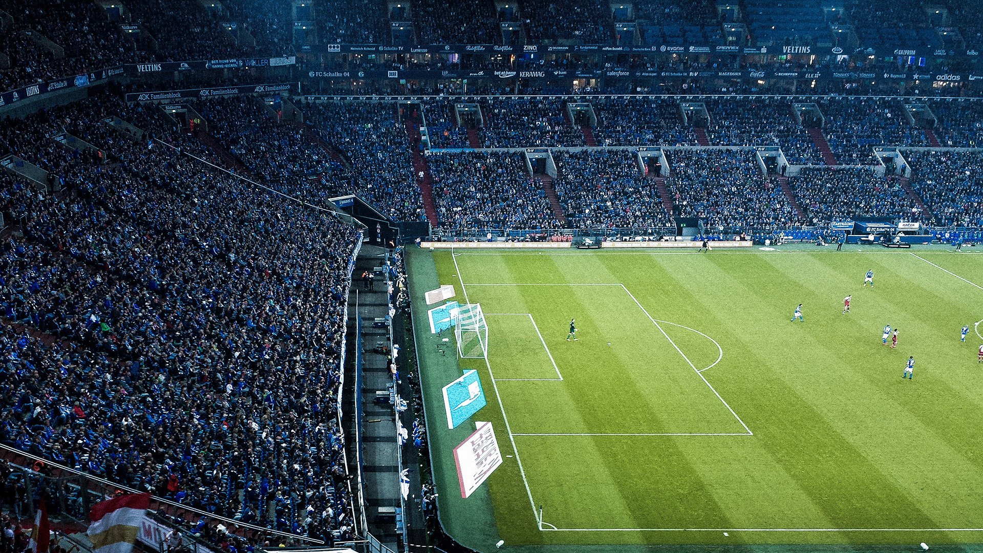 跨界传奇,当灰熊拿下森林狼,字母哥在英超赛场接管冠军之战